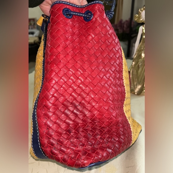 Bottega Veneta multicolour Woven Bucket Bag - Picture 12 of 17